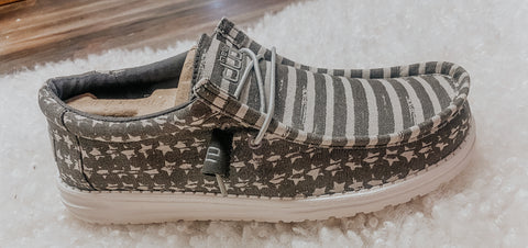 Hey Dude Wally Grey Patriotic (men’s)